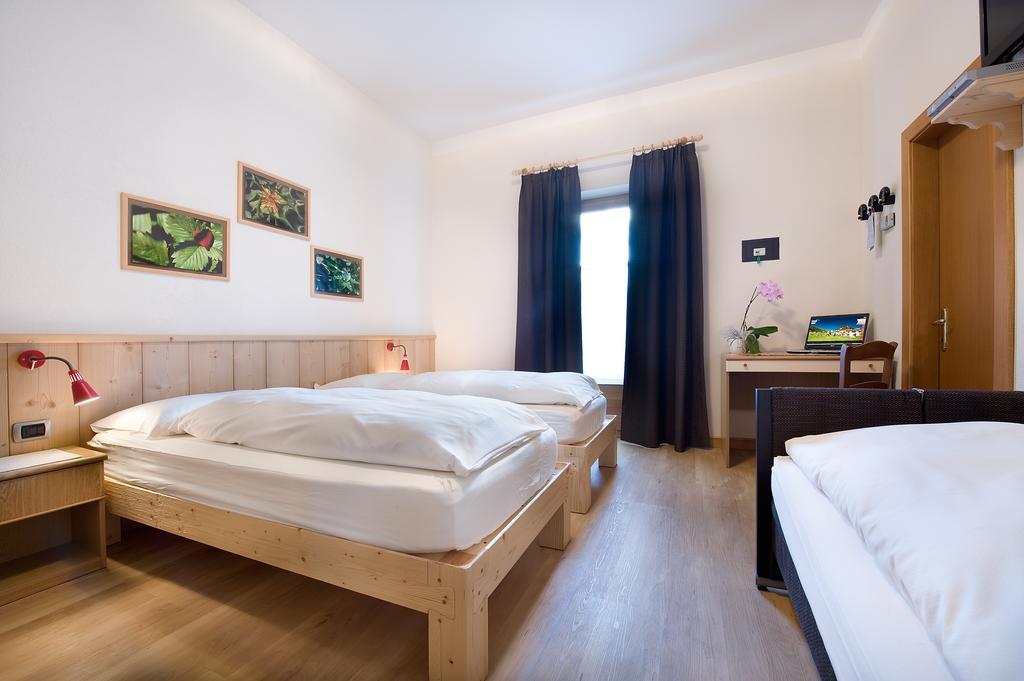 ליביניו Hotel Alegra מראה חיצוני תמונה
